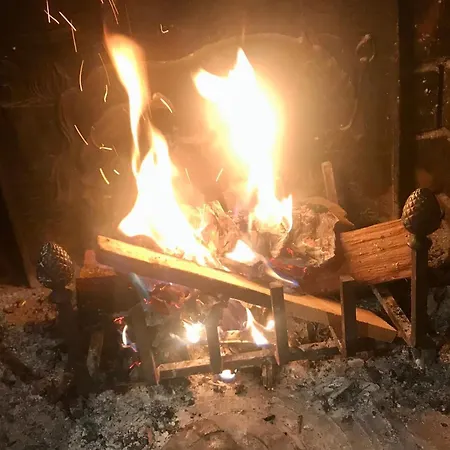 Otel Maison D'hoursentut 2*