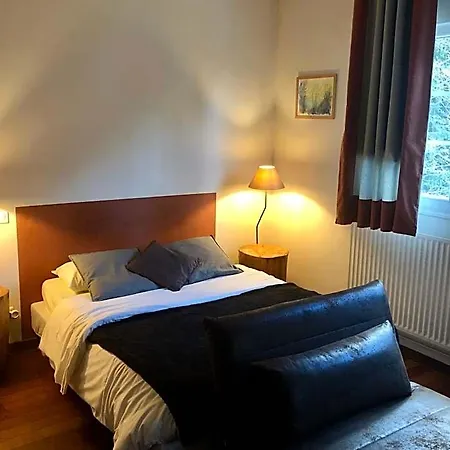 Maison D'hoursentut Hotel